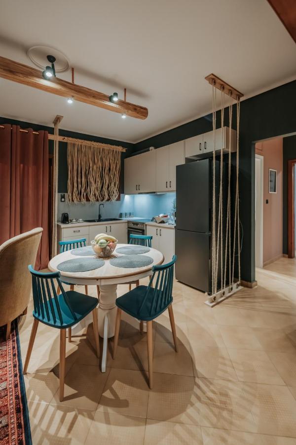 Kalavrita Krinides Apartment And Attics Esterno foto