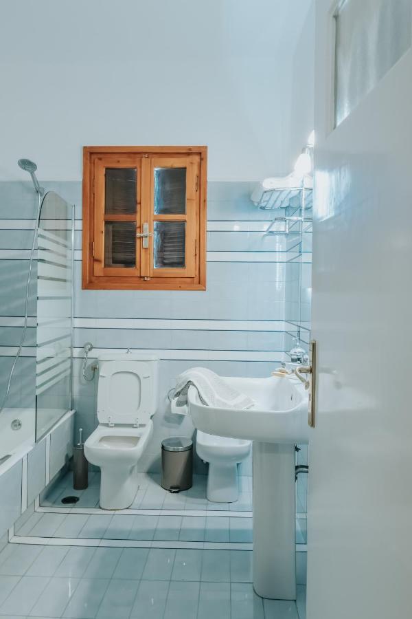 Kalavrita Krinides Apartment And Attics Esterno foto